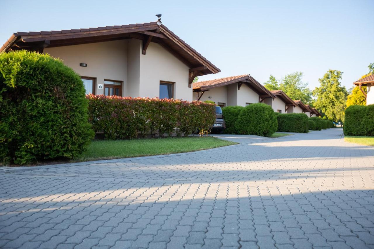 Pandora Zsóry Apartmanok Mezőkövesd Exterior foto